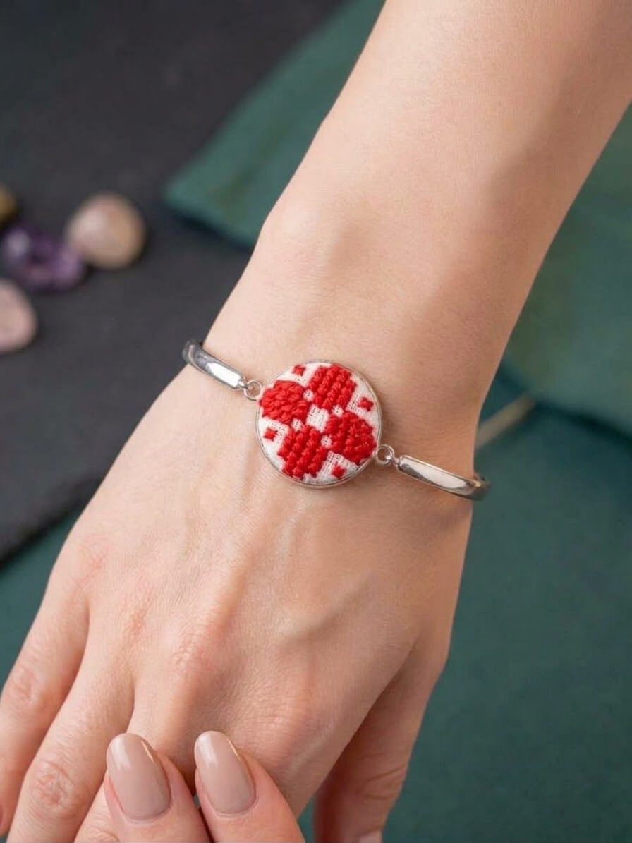 Hazara-Inspired Embroidered Bracelet – A Tribute to Traditional Art